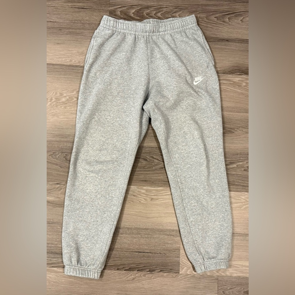 Nike Women’s Gray Joggers, Medium